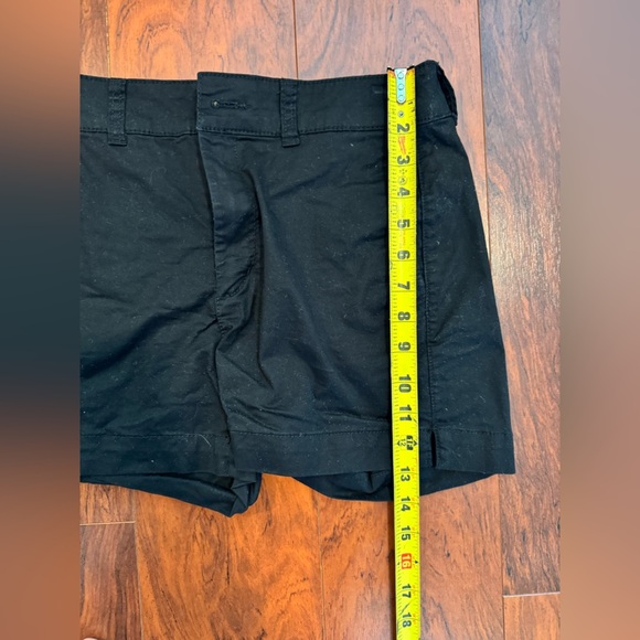 Classic Black Women's Shorts - Picture 5 of 5